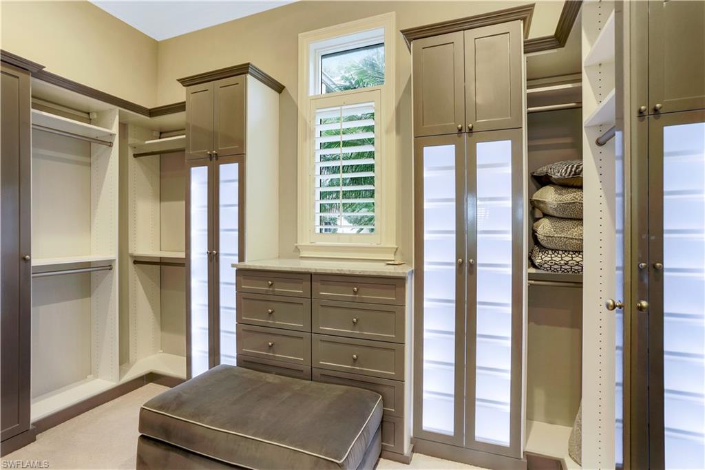 QUAIL WEST - Residential