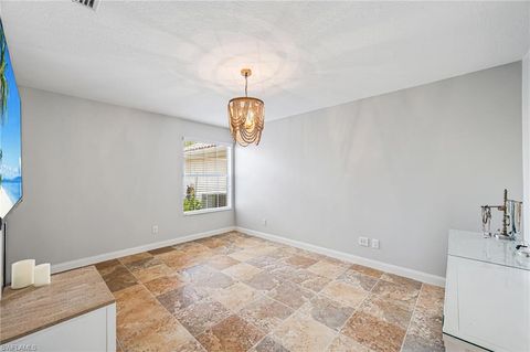 Townhouse in BONITA SPRINGS FL 15437 Orlanda DR 17.jpg