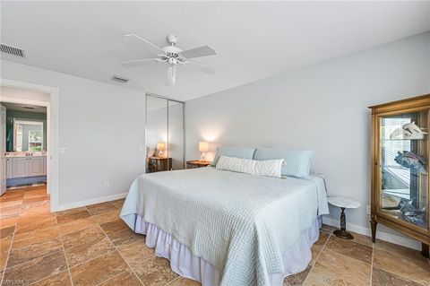 Townhouse in BONITA SPRINGS FL 15437 Orlanda DR 14.jpg