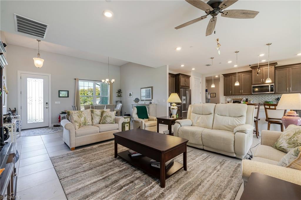 HICKEY CREEKSIDE - Residential