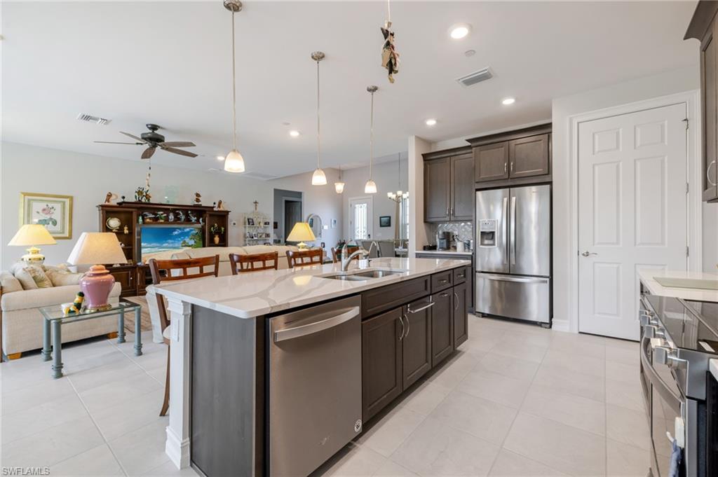 HICKEY CREEKSIDE - Residential