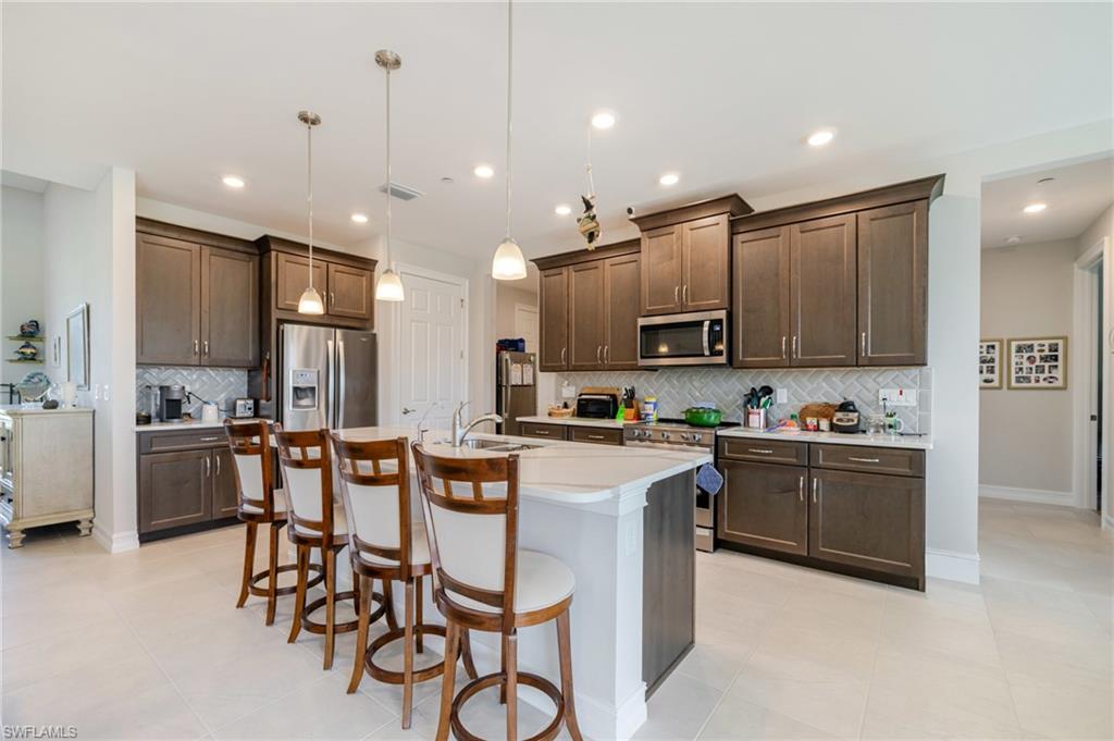 HICKEY CREEKSIDE - Residential