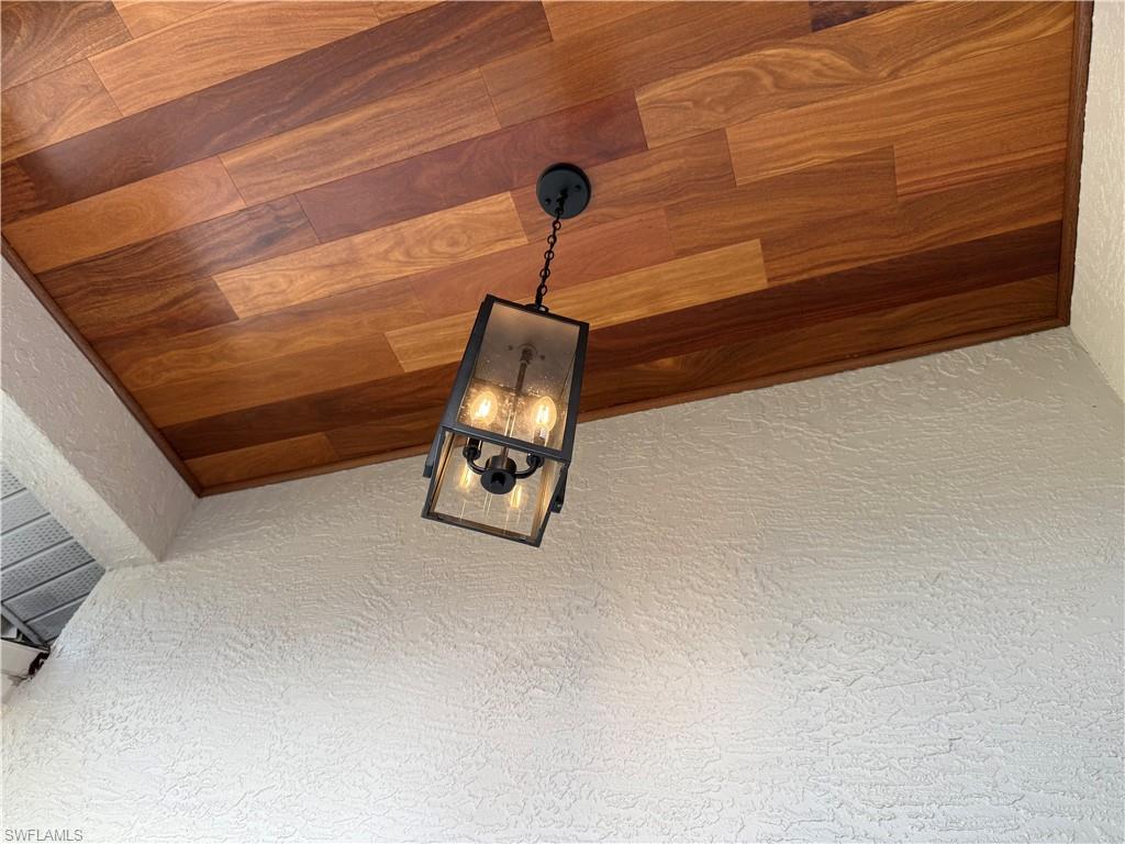 MEADOWBROOK - Residential