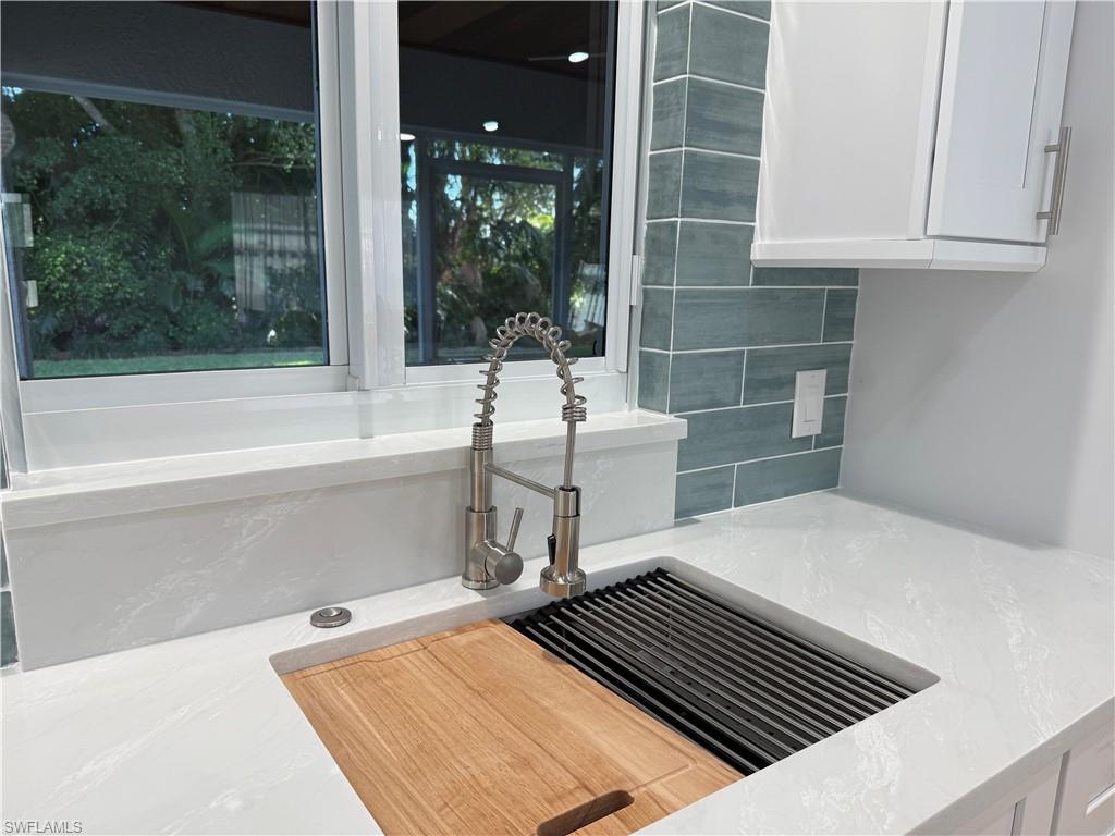 MEADOWBROOK - Residential