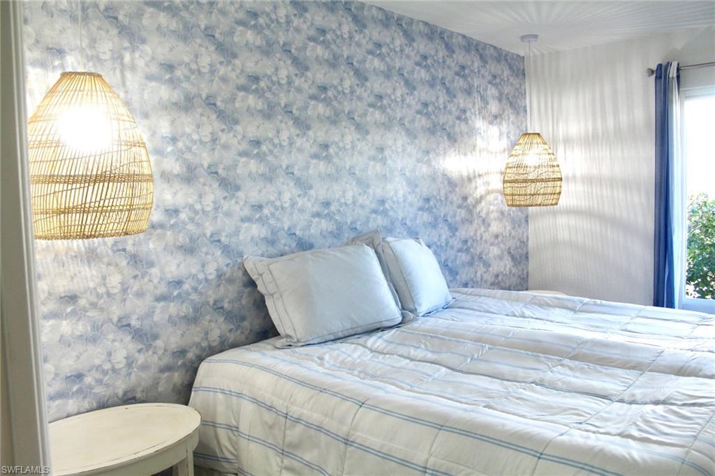 MEADOWBROOK - Residential