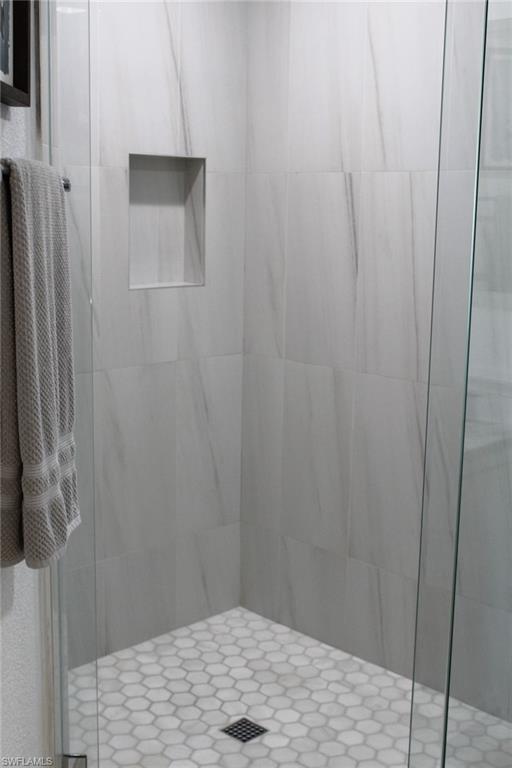 MEADOWBROOK - Residential