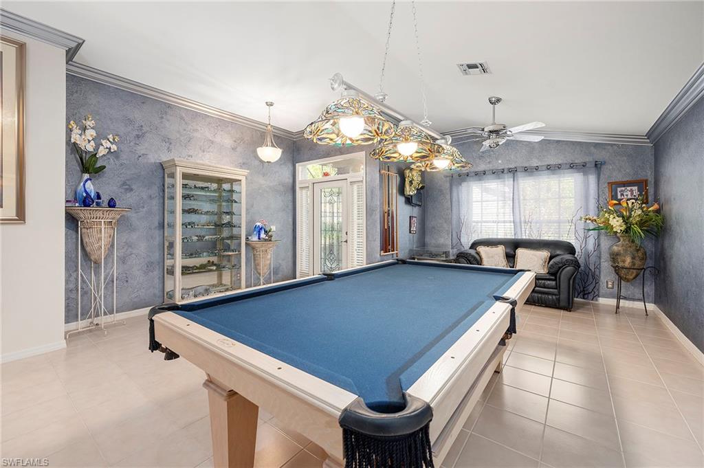 MEADOWBROOK - Residential