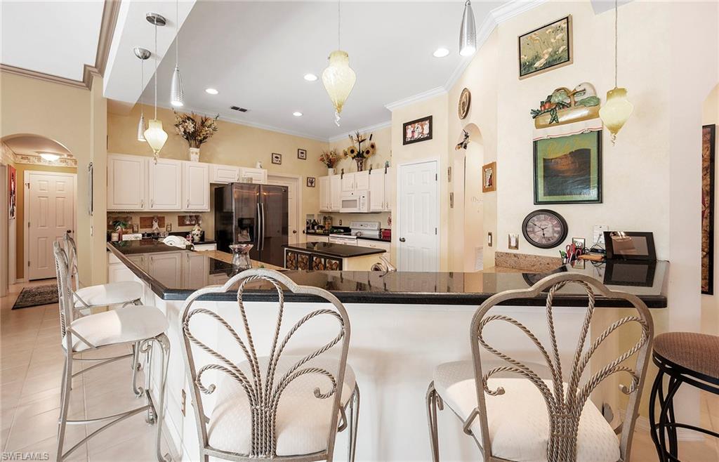 MEADOWBROOK - Residential