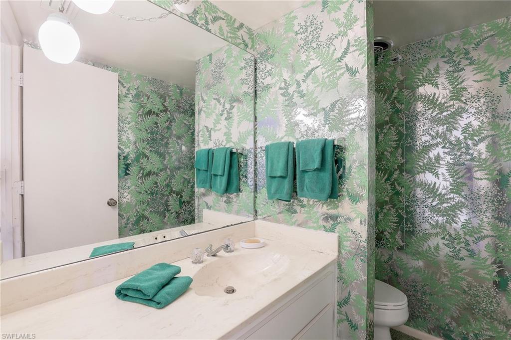 TROPICAL ISLE - Residential