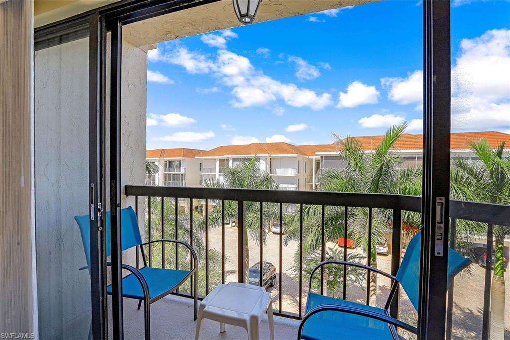 TROPICAL ISLE - Residential