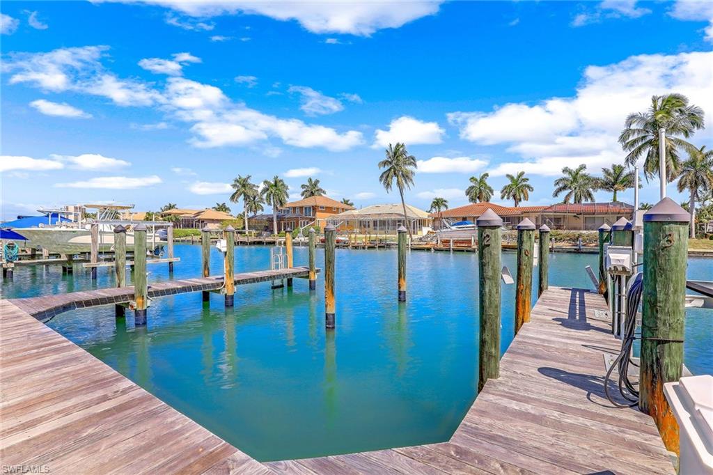 TROPICAL ISLE - Residential