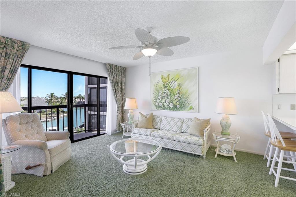 TROPICAL ISLE - Residential