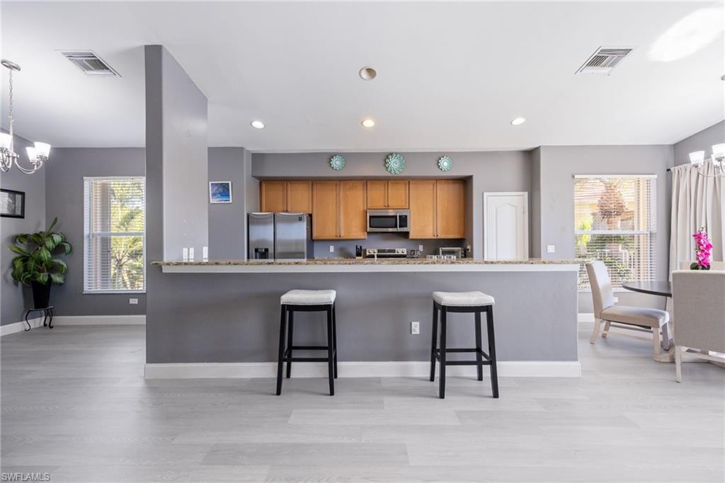 MOODY RIVER ESTATES - Residential Lease