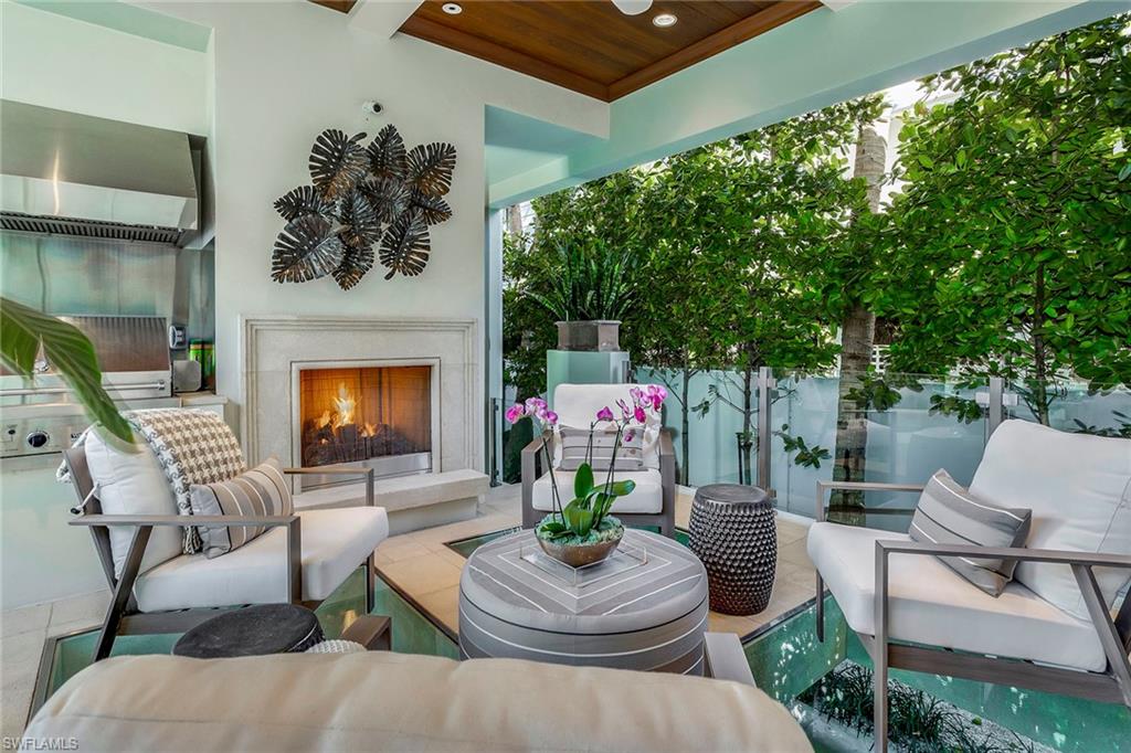 OLDE NAPLES - Residential