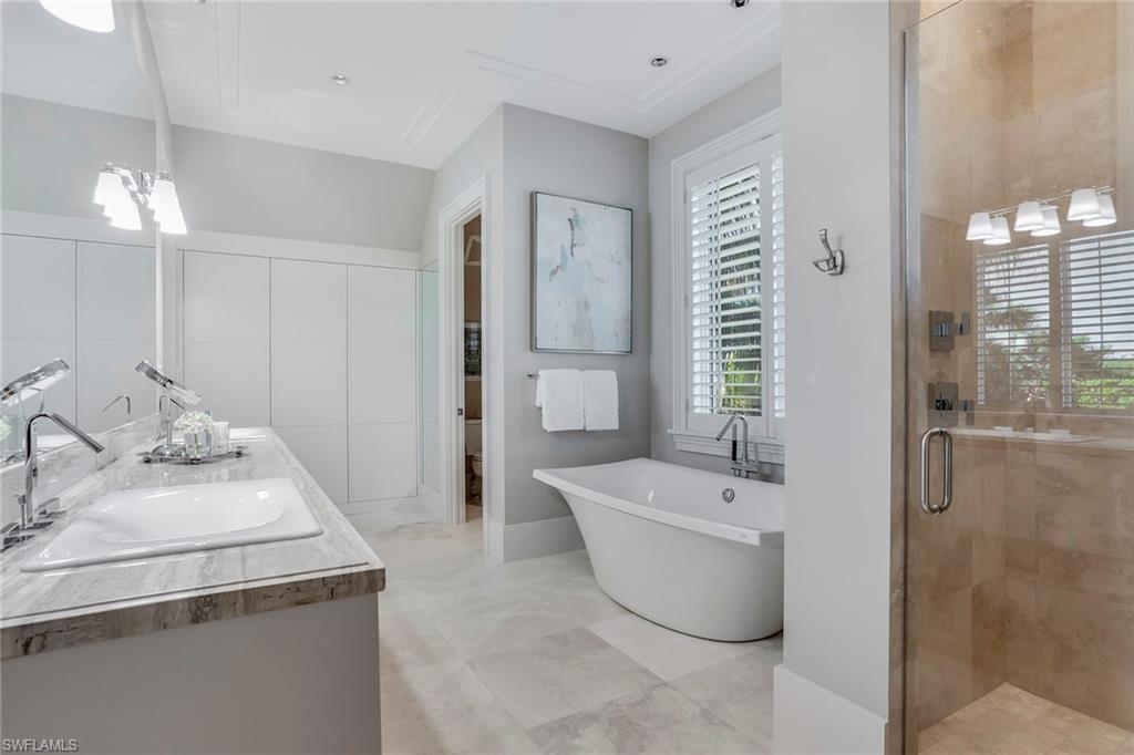 OLDE NAPLES - Residential