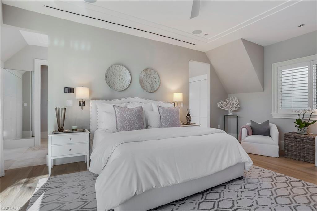 OLDE NAPLES - Residential