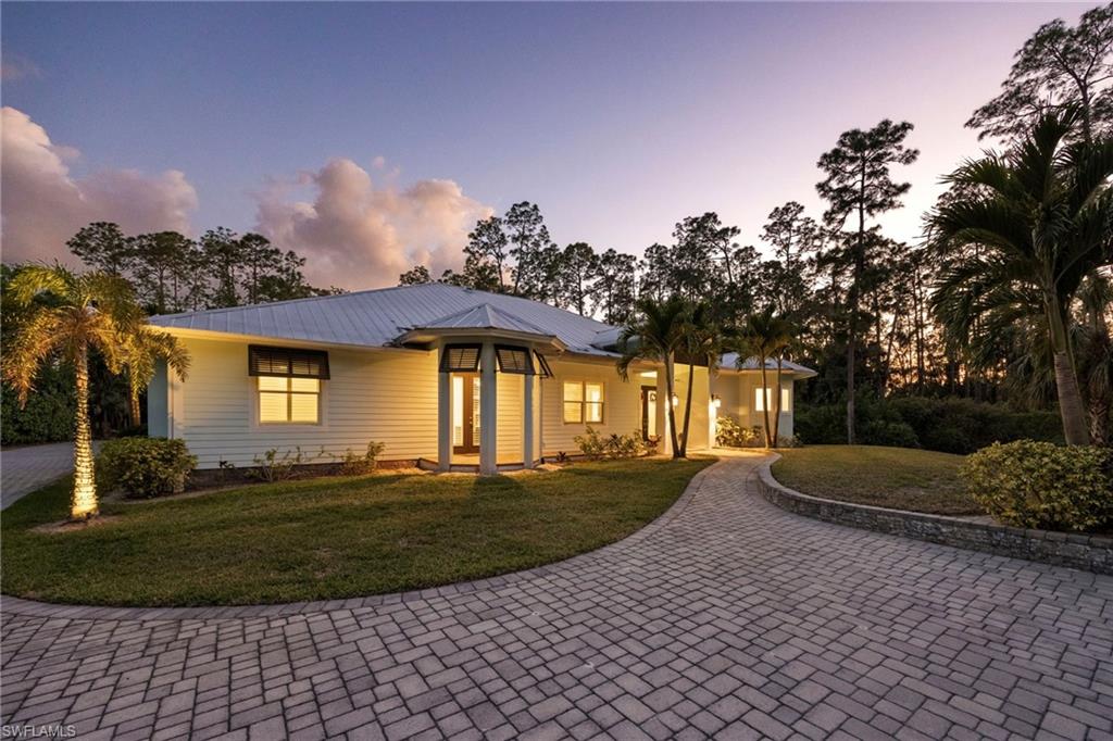 4950 Palmetto Woods DR