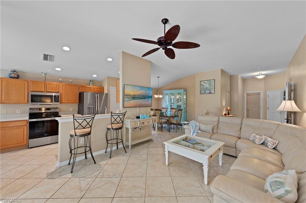 HIDDEN COVE - Residential