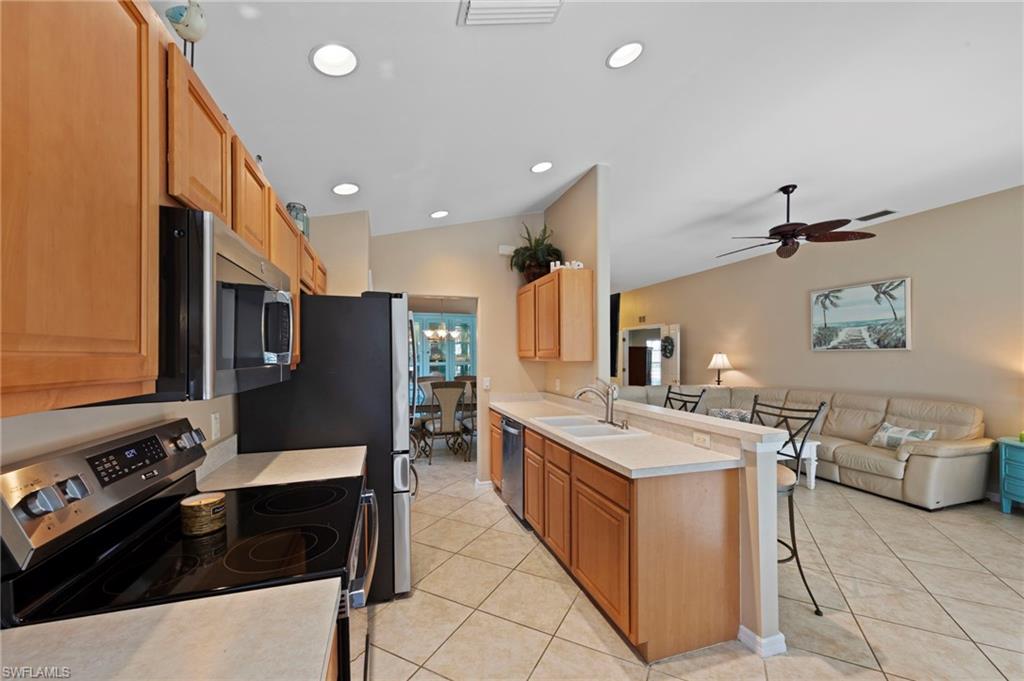 HIDDEN COVE - Residential