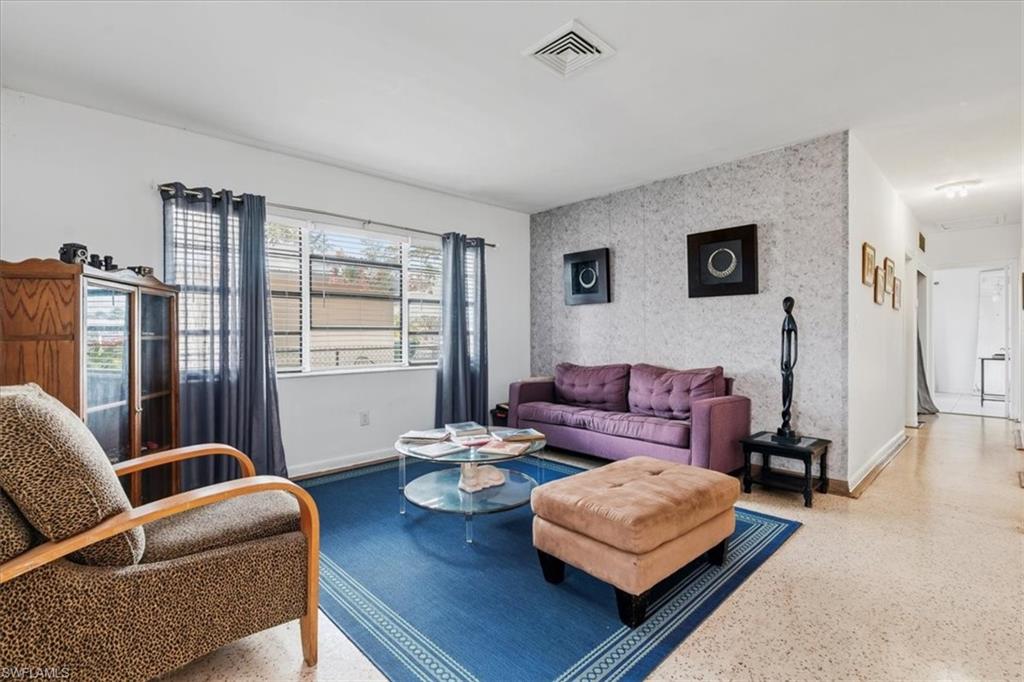 PORT CHARLOTTE - Residential