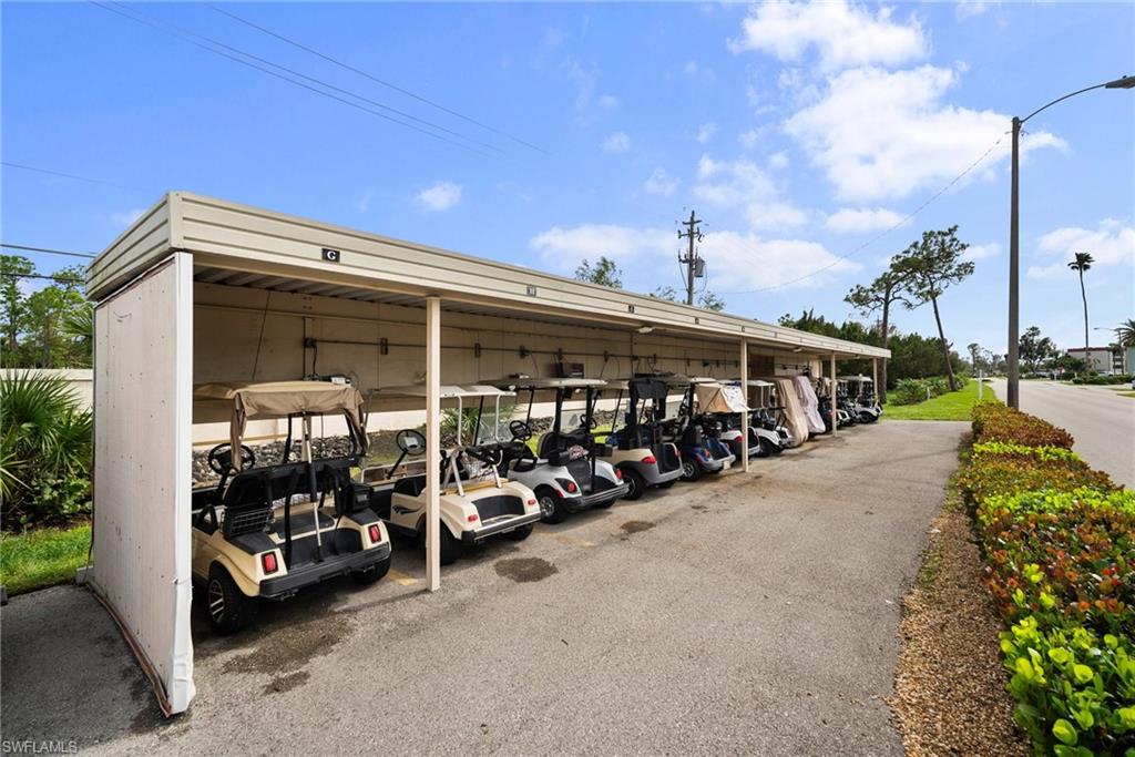 SEVEN LAKES - Residential