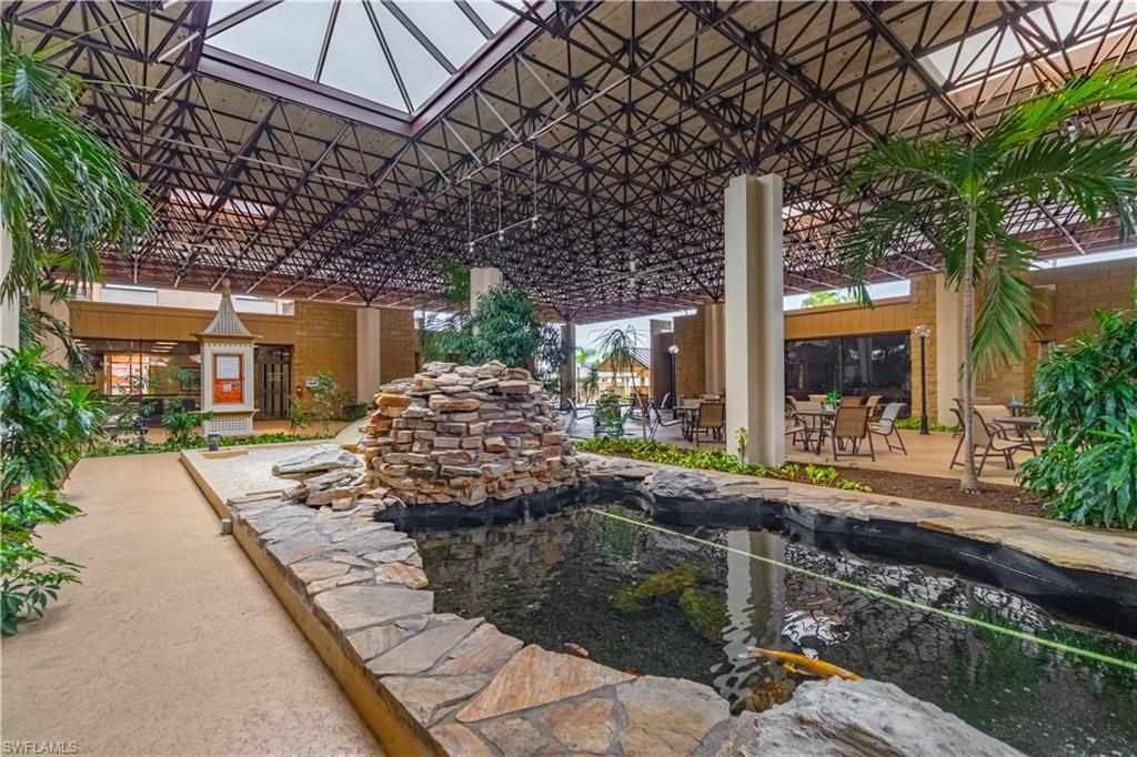 SEVEN LAKES - Residential