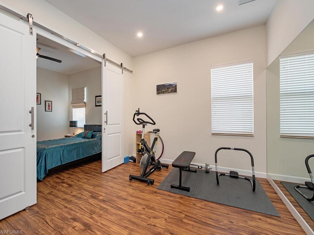 ROYAL HARBOR - Residential