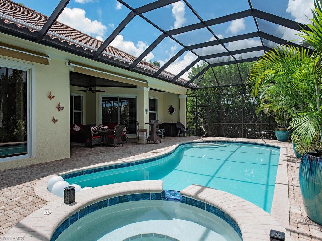 ROYAL HARBOR - Residential