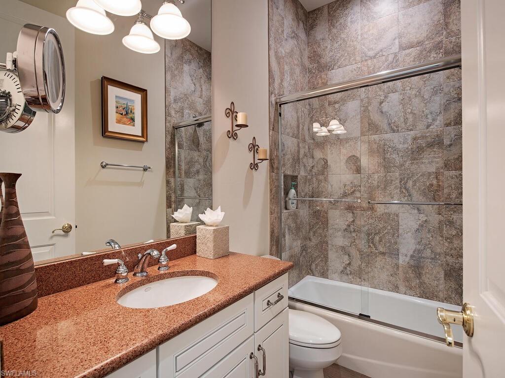 ROYAL HARBOR - Residential