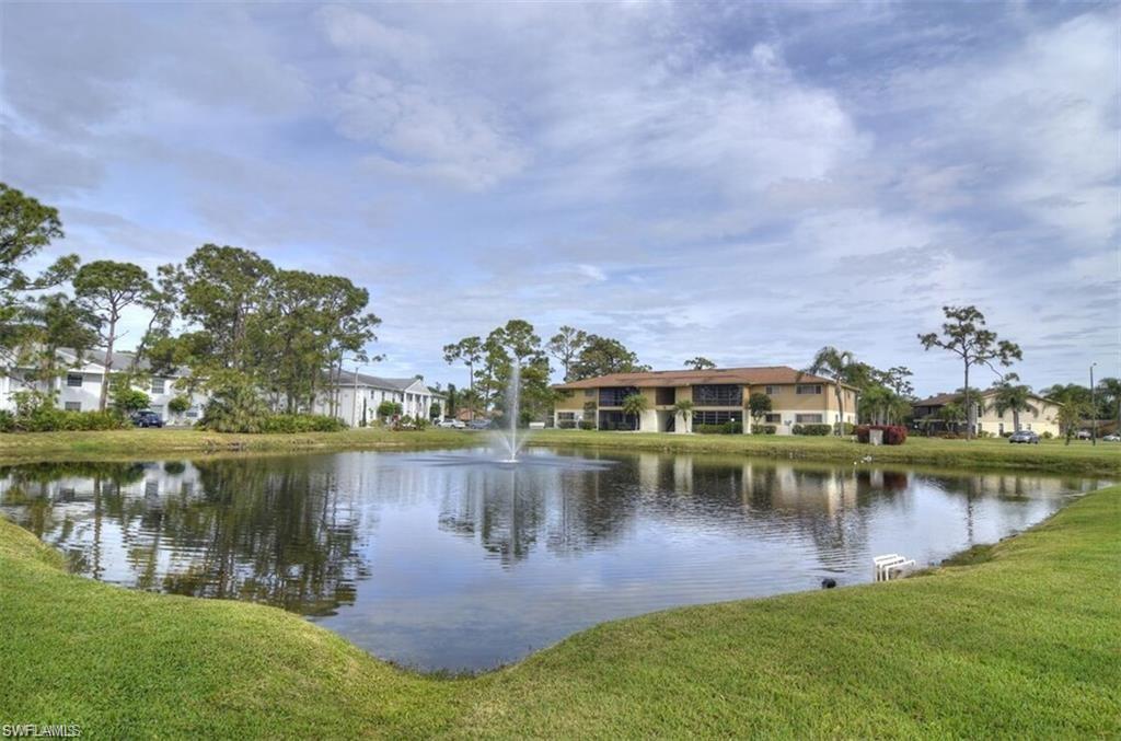 FOXMOOR VILLAGE CONDO - Residential