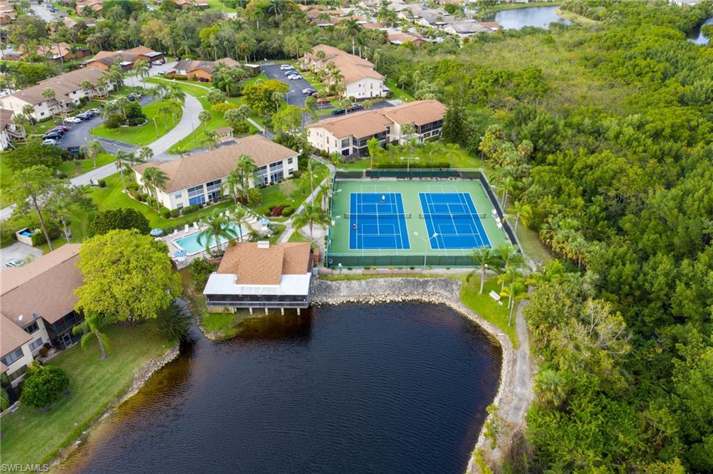 FOXMOOR VILLAGE CONDO - Residential