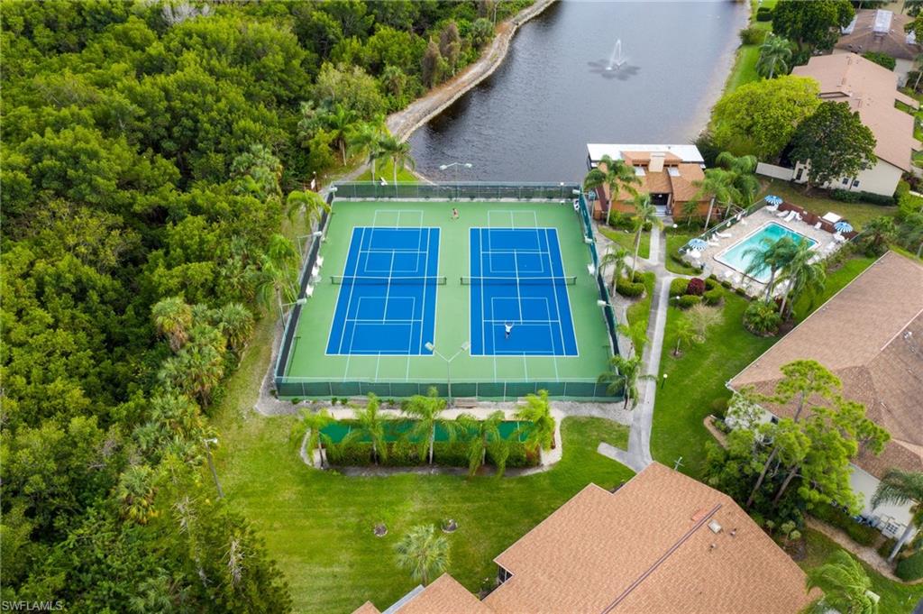 FOXMOOR VILLAGE CONDO - Residential