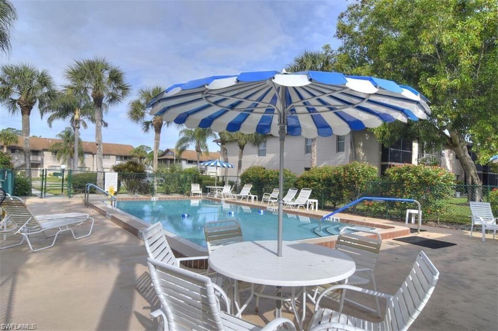 FOXMOOR VILLAGE CONDO - Residential