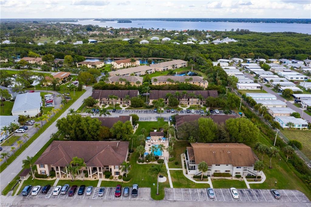 FOXMOOR VILLAGE CONDO - Residential