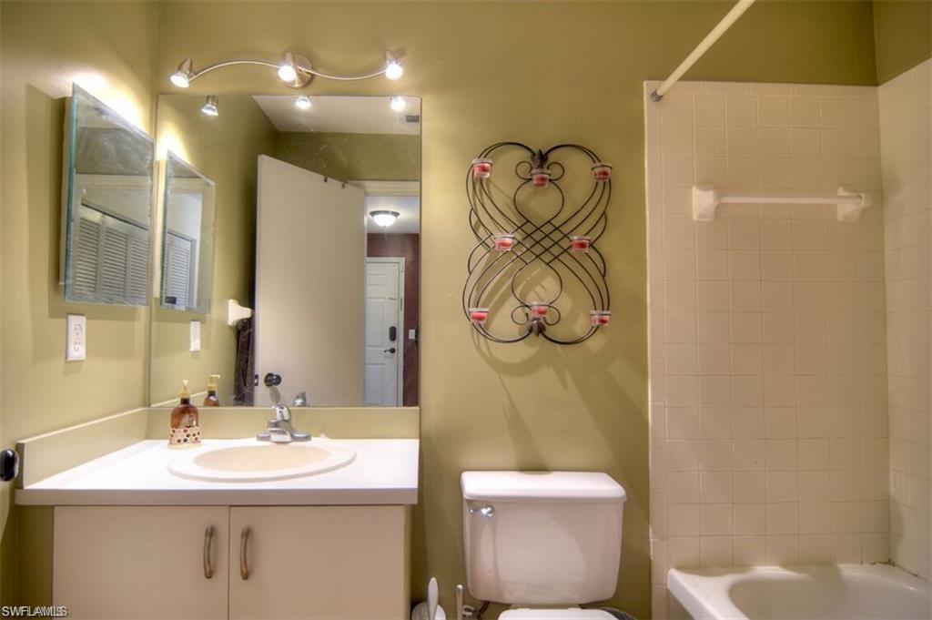 FOXMOOR VILLAGE CONDO - Residential