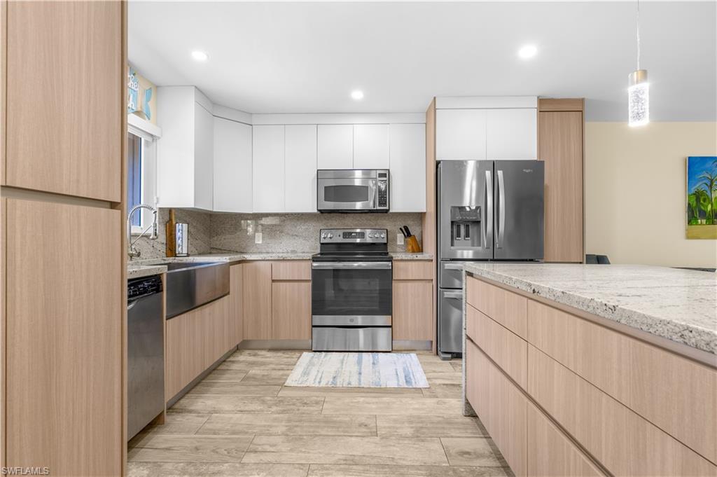 HENDERSON CREEK VILLAGE - Residential