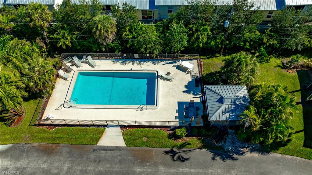 HENDERSON CREEK VILLAGE - Residential