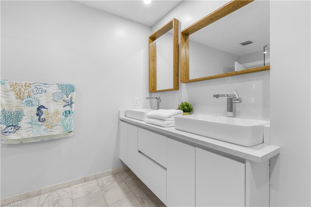 HENDERSON CREEK VILLAGE - Residential