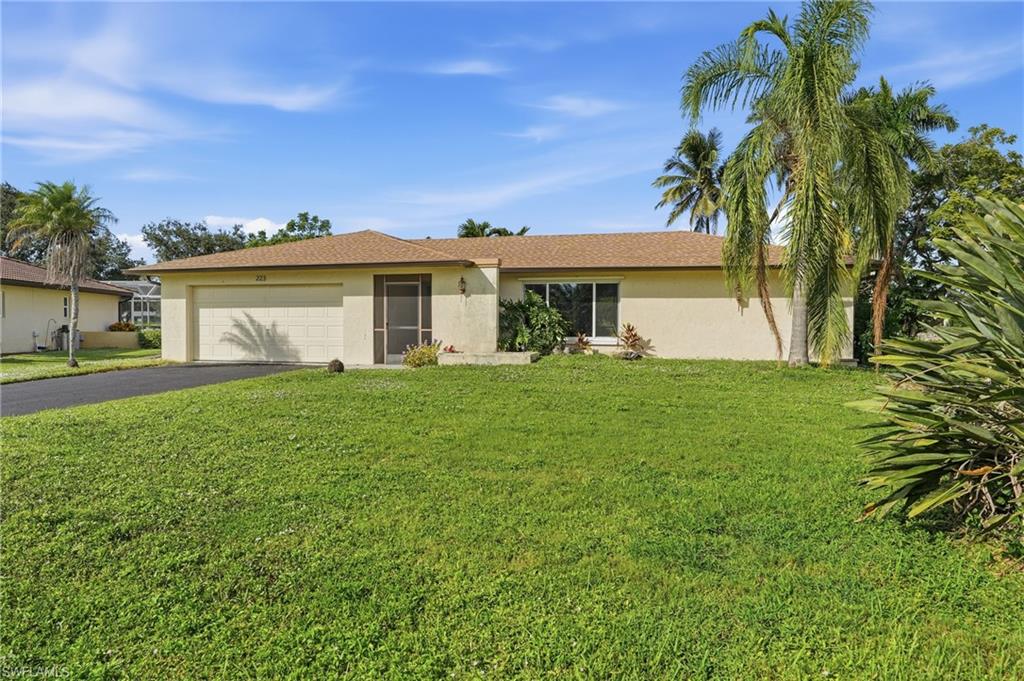 Photo of 223 Pine Valley CIR, NAPLES, FL 34113 (MLS # 226026694)