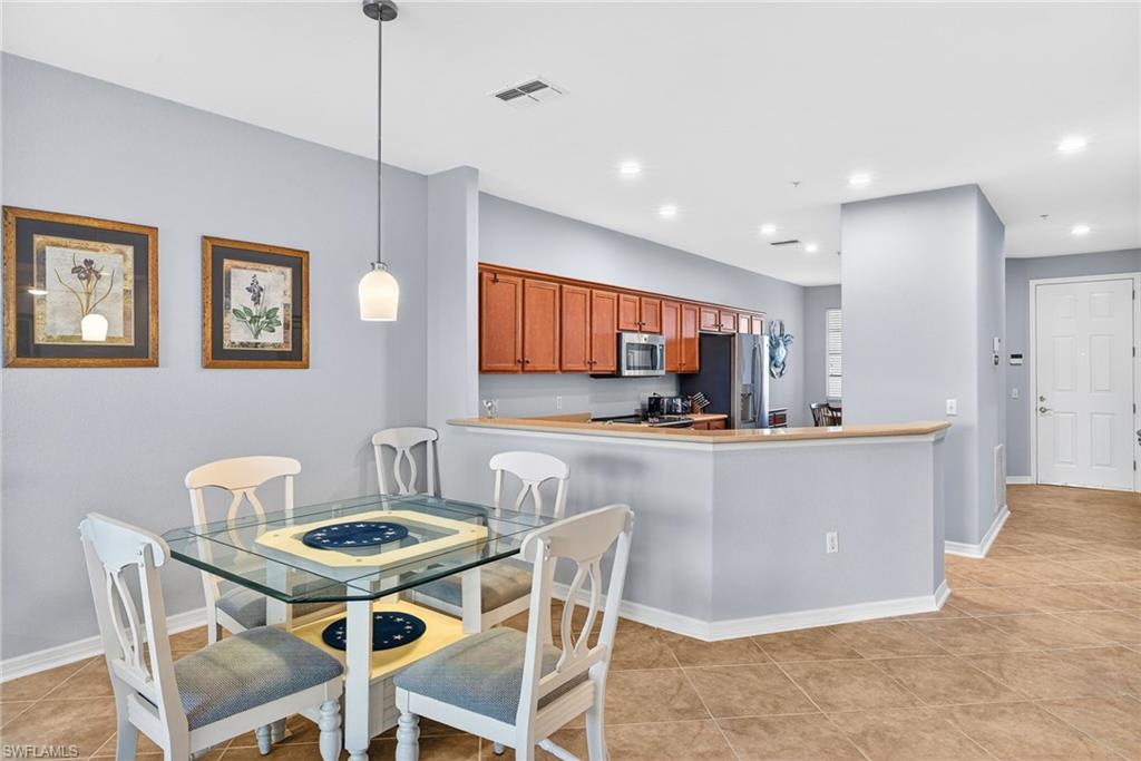 SANIBEL VIEW CONDO - Residential