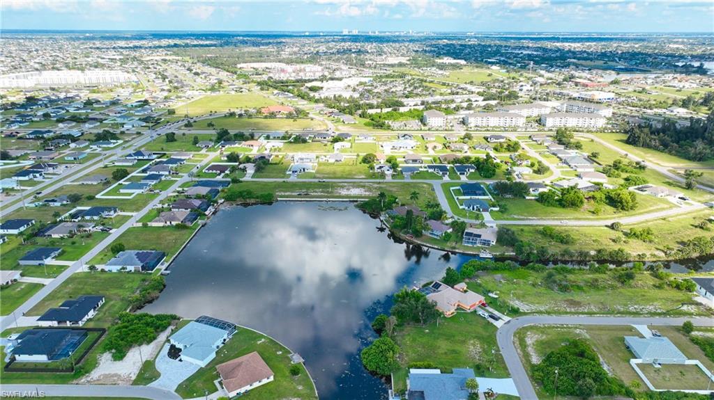 CAPE CORAL - Land