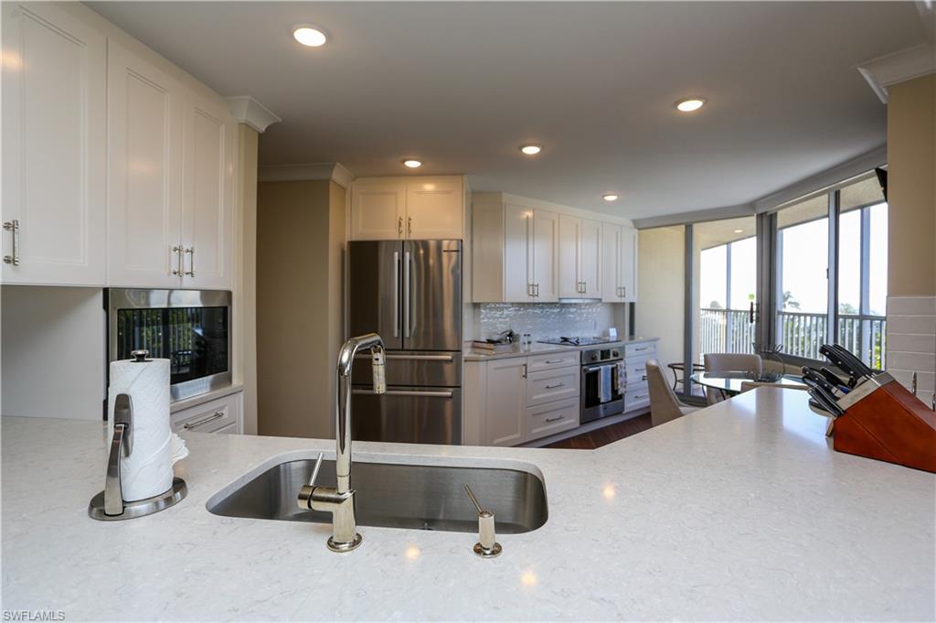 SAVOY - Residential Lease