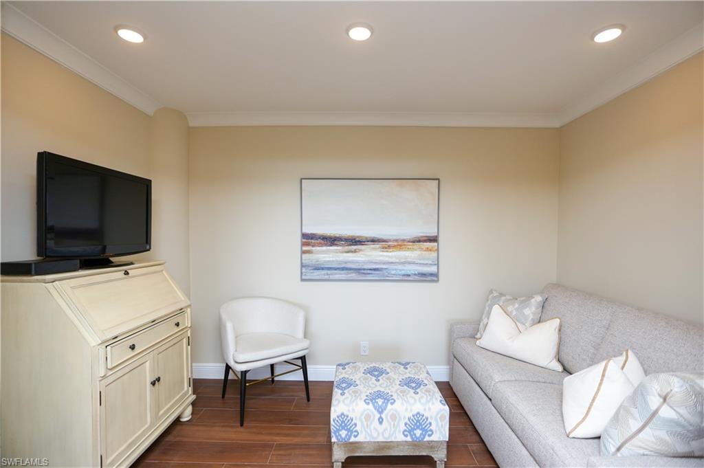 SAVOY - Residential Lease