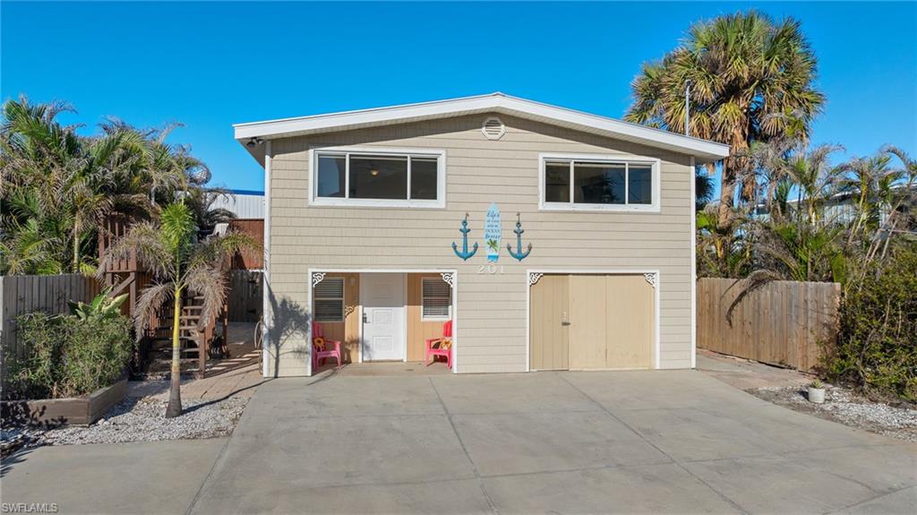 201 Miramar ST