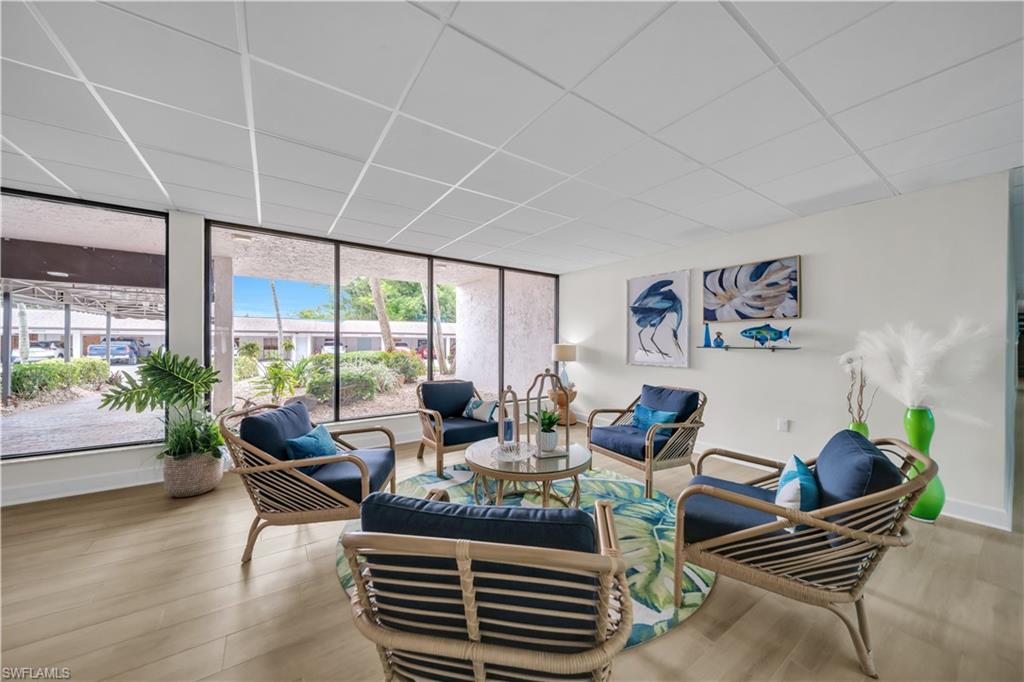 SCHOONER BAY - Residential