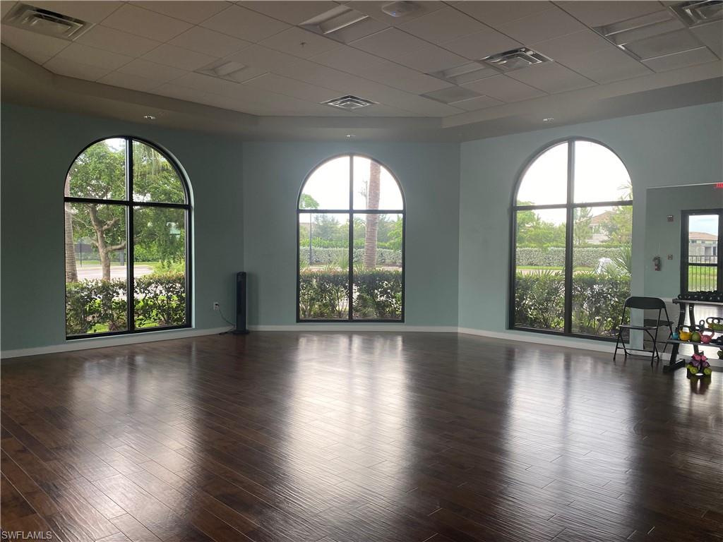 LAMORADA - Residential