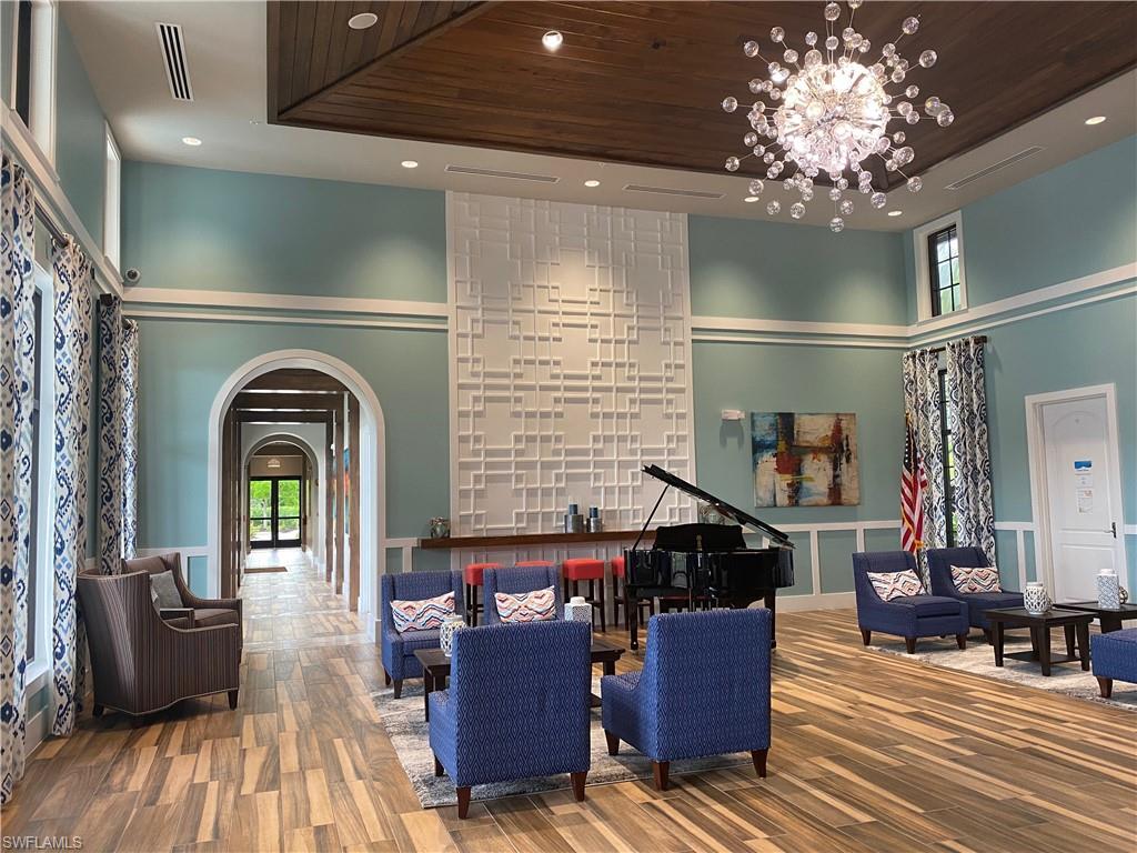 LAMORADA - Residential