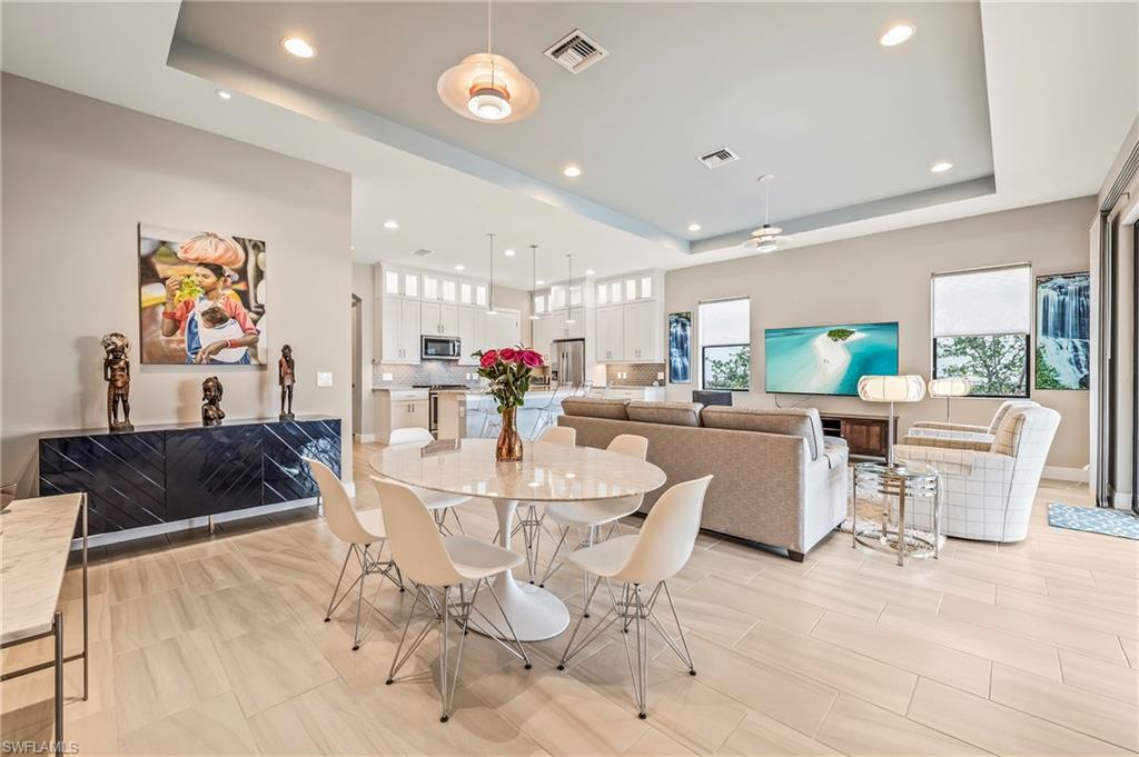 LAMORADA - Residential