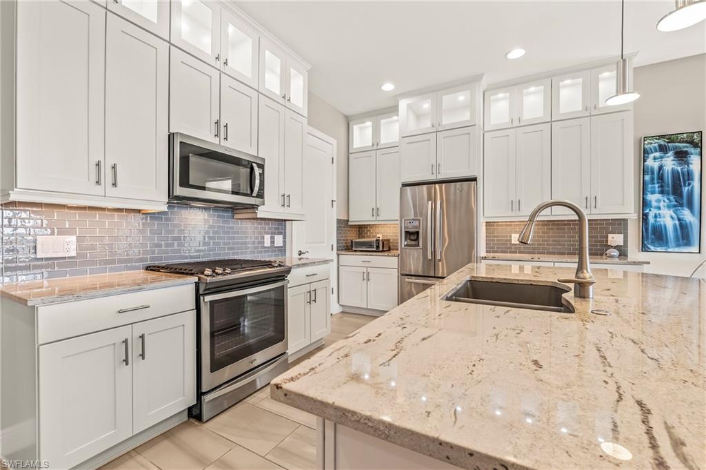 LAMORADA - Residential