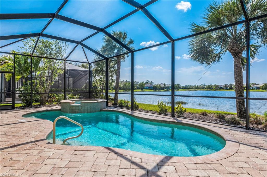 LAMORADA - Residential